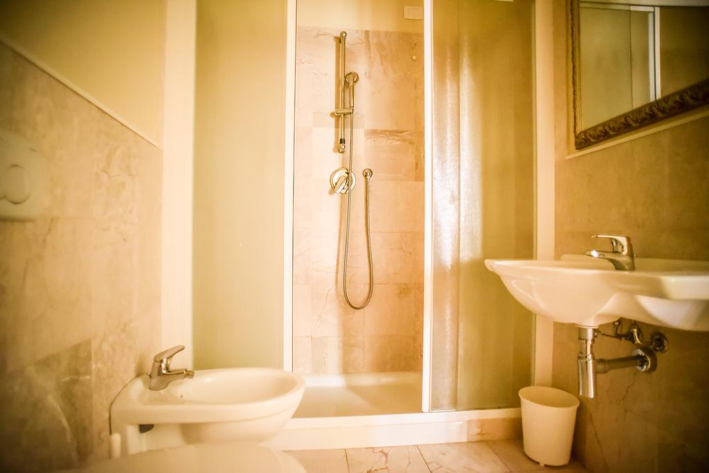 Dante Ravenna Apartments מראה חיצוני תמונה